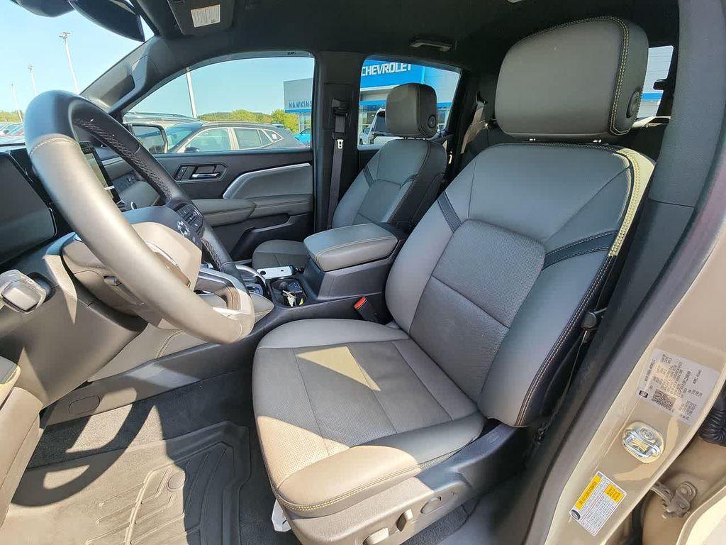 used 2024 Chevrolet Colorado car, priced at $43,894