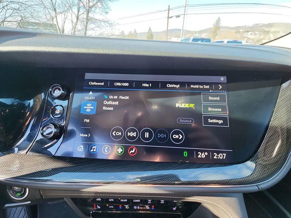 used 2021 Buick Envision car, priced at $20,494