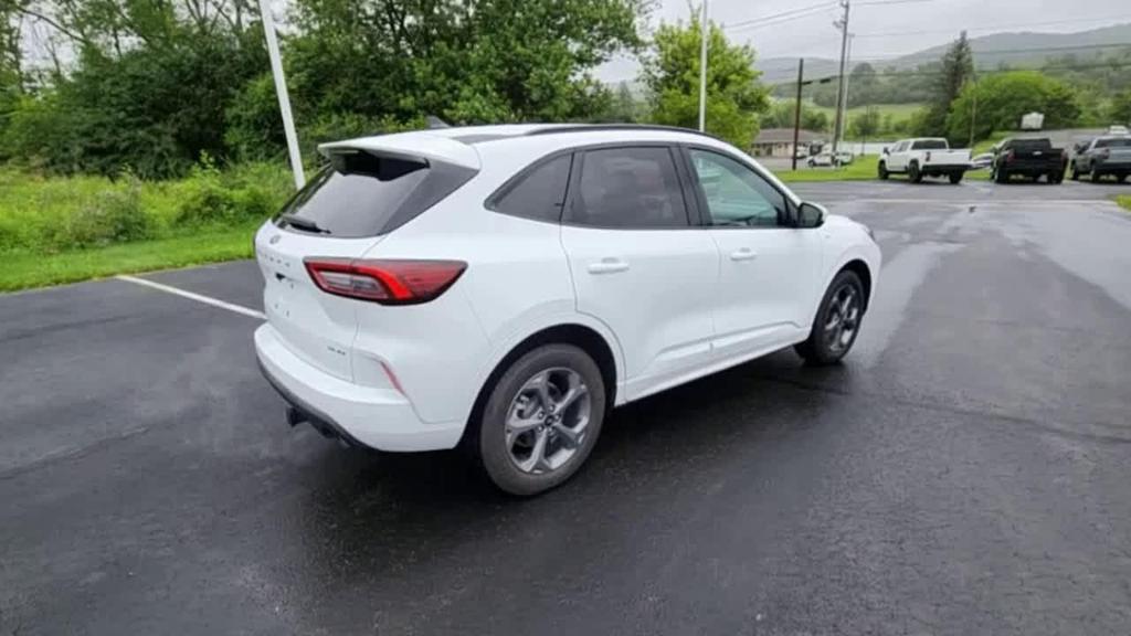used 2023 Ford Escape car, priced at $23,994