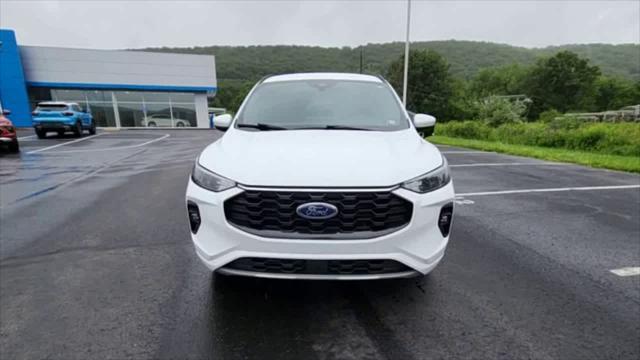used 2023 Ford Escape car, priced at $25,795