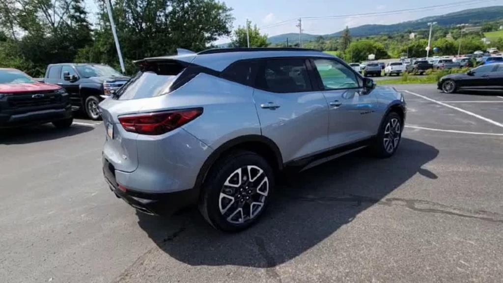 used 2024 Chevrolet Blazer car, priced at $37,995