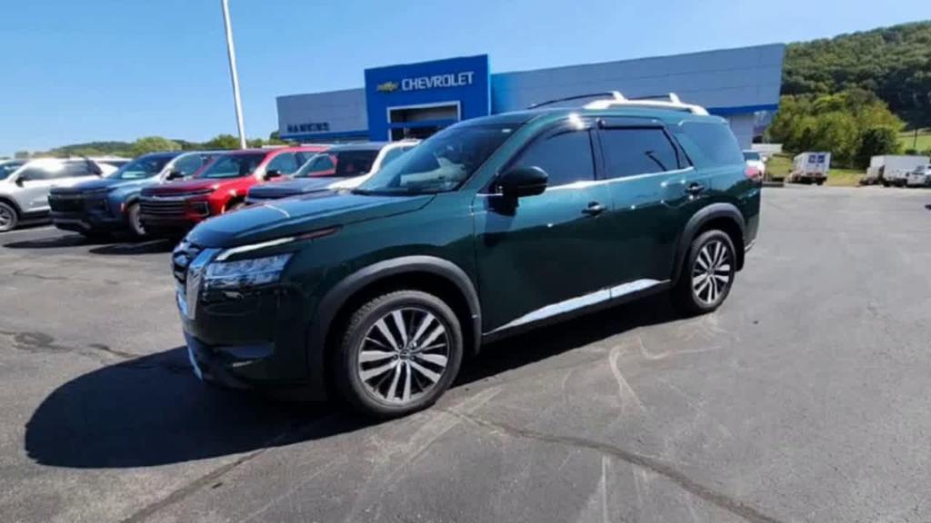 used 2022 Nissan Pathfinder car, priced at $36,995