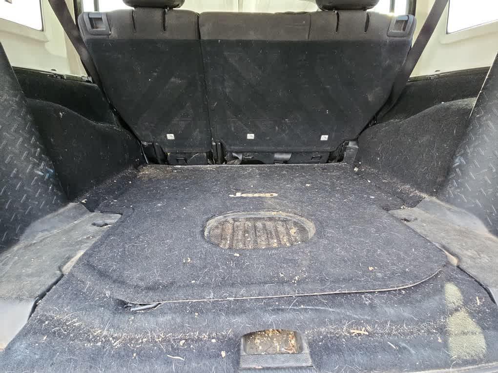 used 2016 Jeep Wrangler Unlimited car, priced at $15,995