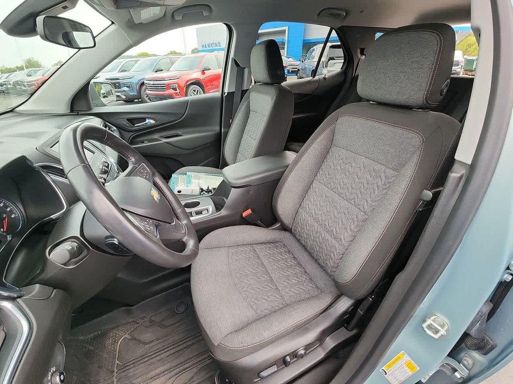 used 2022 Chevrolet Equinox car, priced at $23,894