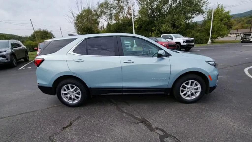 used 2022 Chevrolet Equinox car, priced at $23,894