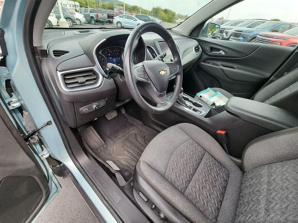 used 2022 Chevrolet Equinox car, priced at $23,894