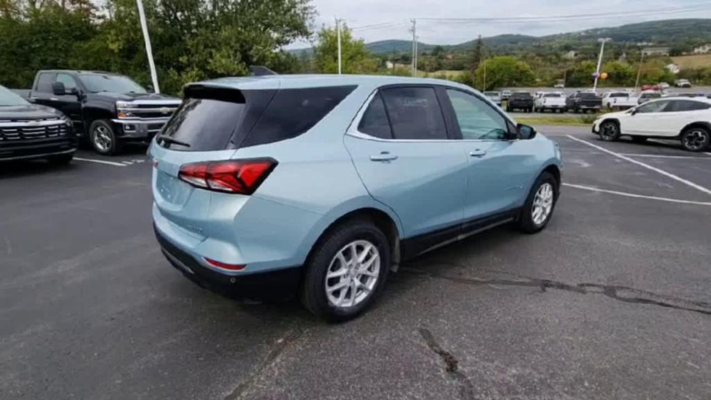 used 2022 Chevrolet Equinox car, priced at $23,894