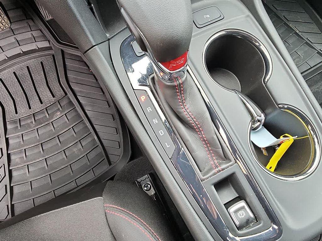 used 2022 Chevrolet Equinox car, priced at $23,894