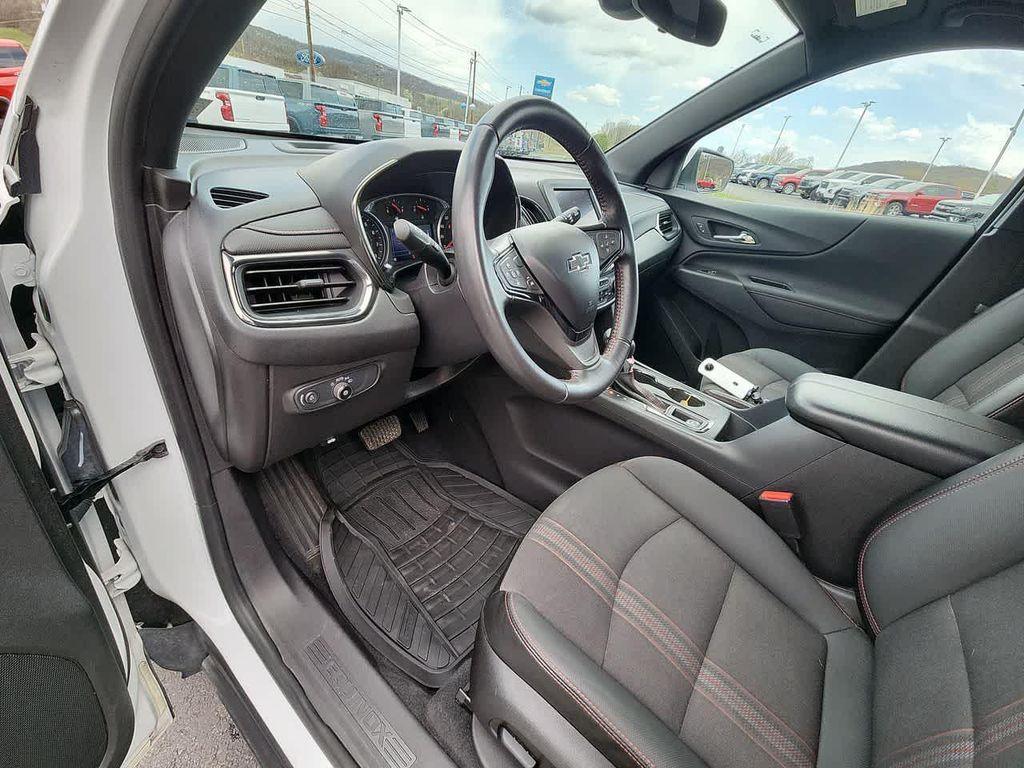 used 2022 Chevrolet Equinox car, priced at $23,894