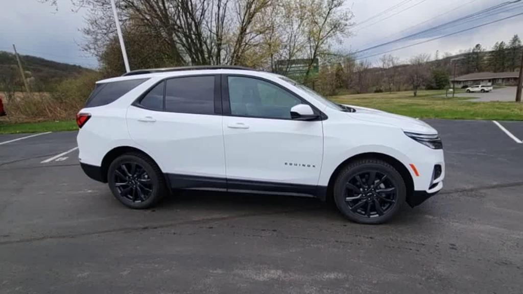 used 2022 Chevrolet Equinox car, priced at $23,894
