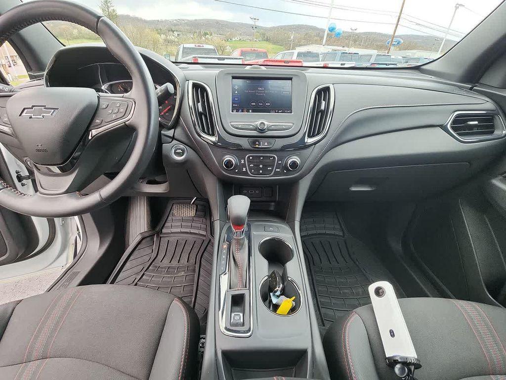 used 2022 Chevrolet Equinox car, priced at $23,894