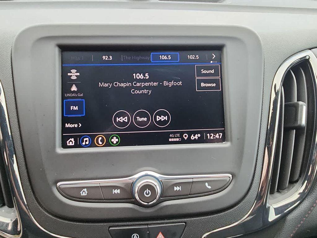 used 2022 Chevrolet Equinox car, priced at $23,894