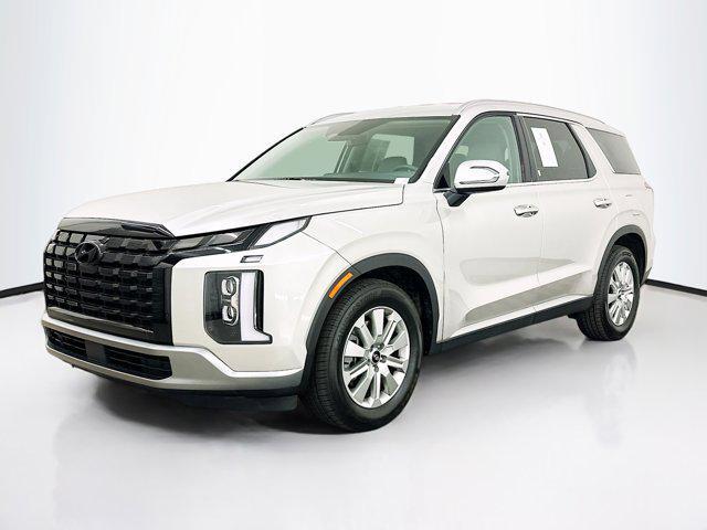 used 2024 Hyundai Palisade car, priced at $34,877