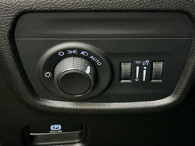 used 2022 Jeep Grand Cherokee car, priced at $29,977