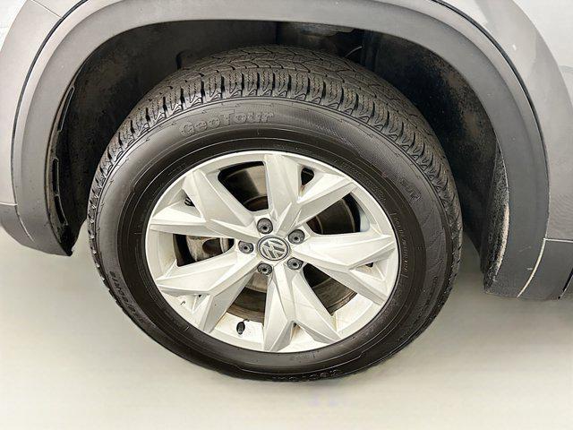 used 2018 Volkswagen Atlas car, priced at $15,177