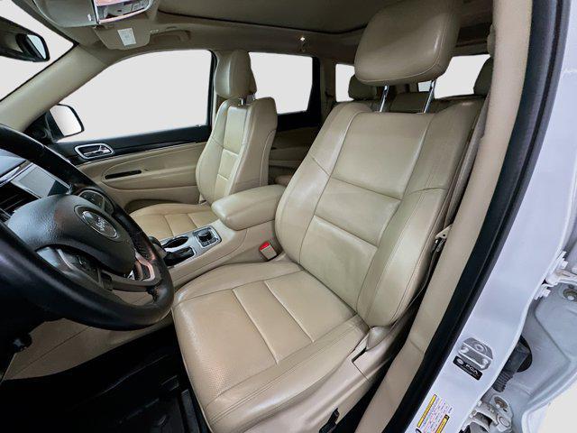 used 2021 Jeep Grand Cherokee car, priced at $28,597