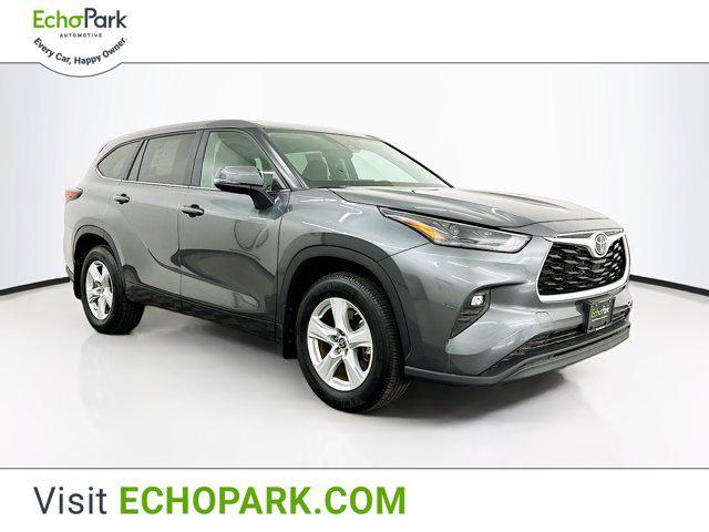 used 2024 Toyota Highlander car, priced at $39,369