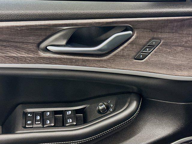 used 2022 Jeep Grand Cherokee 4xe car, priced at $25,197