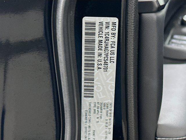 used 2023 Jeep Grand Cherokee car, priced at $28,577