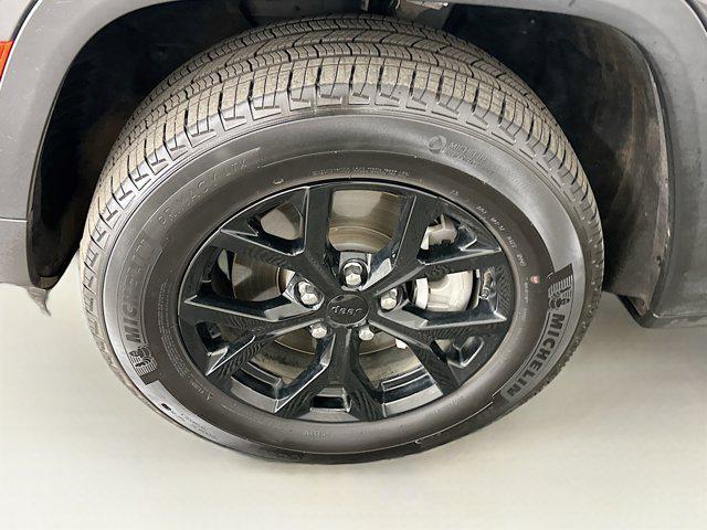 used 2024 Jeep Grand Cherokee L car, priced at $29,697