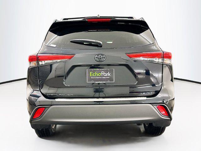 used 2022 Toyota Highlander car, priced at $29,569