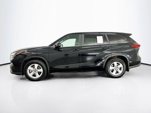 used 2023 Toyota Highlander car, priced at $32,789