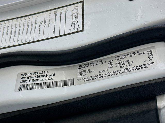 used 2024 Jeep Grand Cherokee L car, priced at $32,796