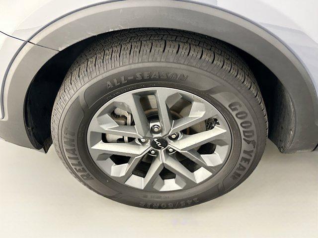 used 2024 Kia Telluride car, priced at $29,897