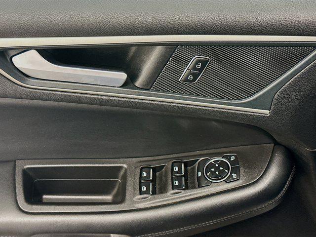 used 2024 Ford Edge car, priced at $19,987