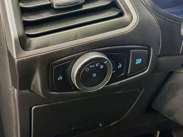 used 2024 Ford Edge car, priced at $19,987