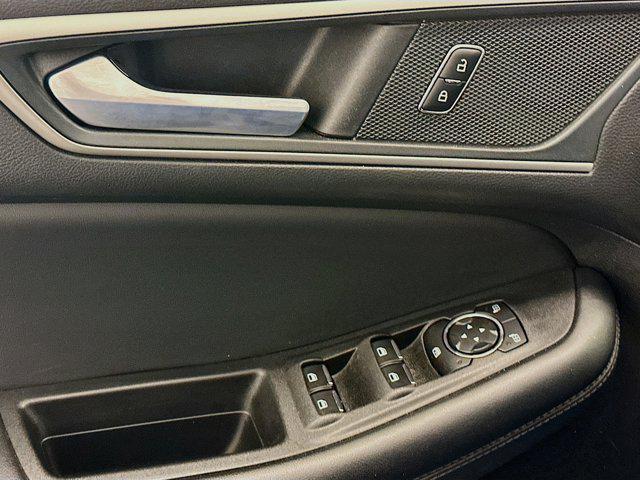 used 2024 Ford Edge car, priced at $21,997