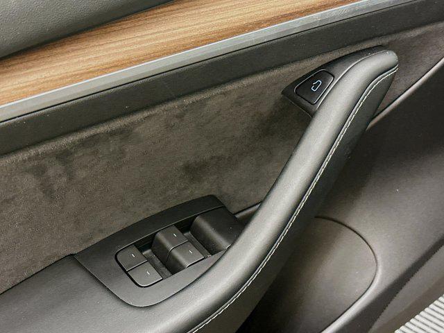 used 2022 Tesla Model 3 car, priced at $27,577