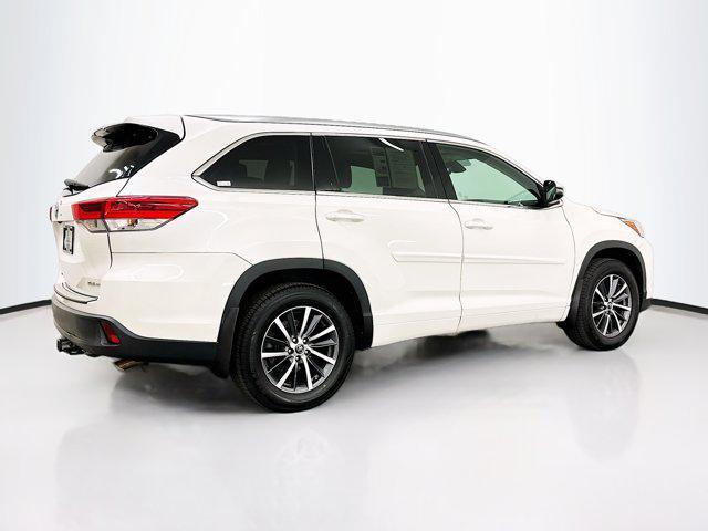 used 2017 Toyota Highlander car, priced at $22,979