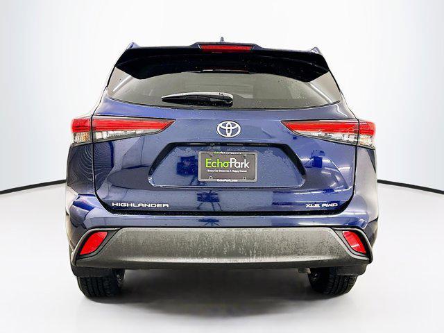 used 2022 Toyota Highlander car, priced at $33,379