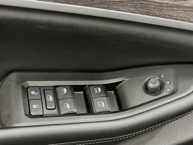 used 2024 Jeep Grand Cherokee L car, priced at $33,277
