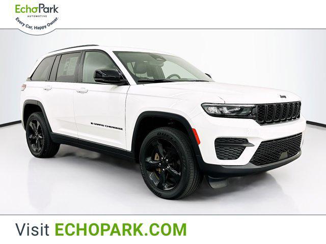used 2023 Jeep Grand Cherokee car, priced at $30,997
