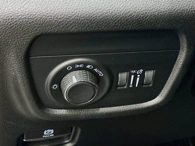 used 2023 Jeep Grand Cherokee car, priced at $30,997