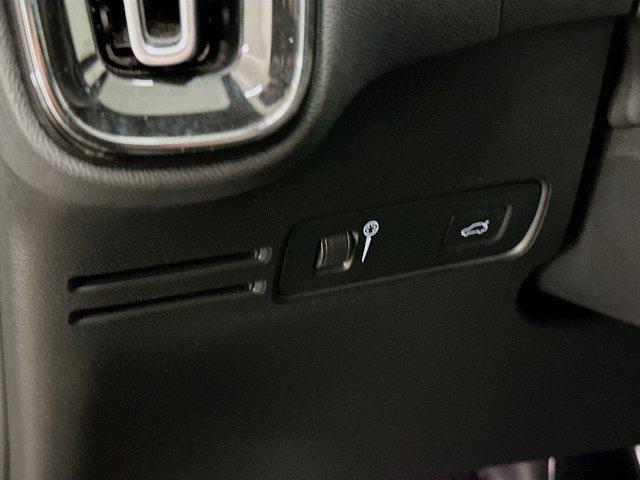 used 2022 Volvo XC40 car, priced at $30,997