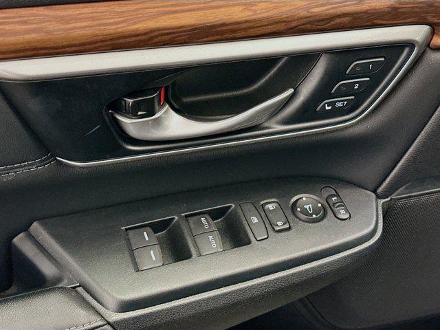 used 2022 Honda CR-V car, priced at $27,777