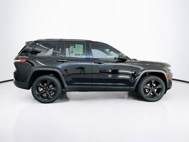used 2022 Jeep Grand Cherokee car, priced at $28,977