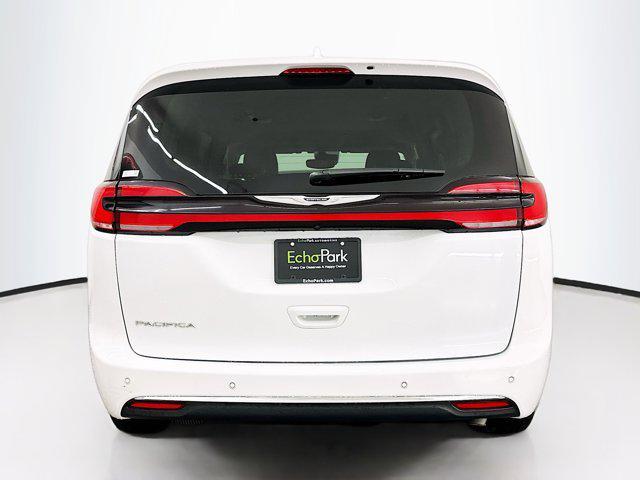 used 2022 Chrysler Pacifica car, priced at $21,889