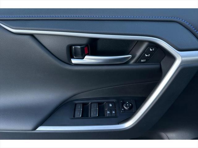 new 2025 Toyota RAV4 Hybrid car, priced at $44,628