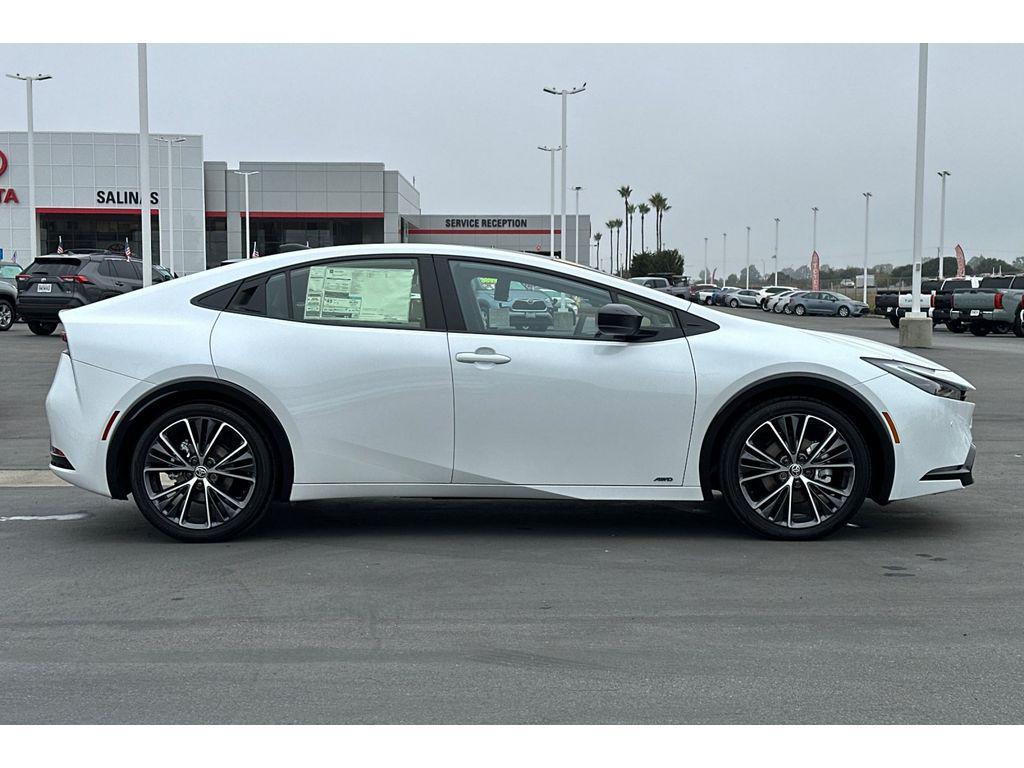 new 2024 Toyota Prius car