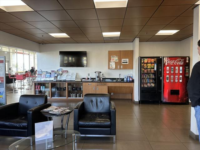 used 2018 Volkswagen Atlas car, priced at $18,999