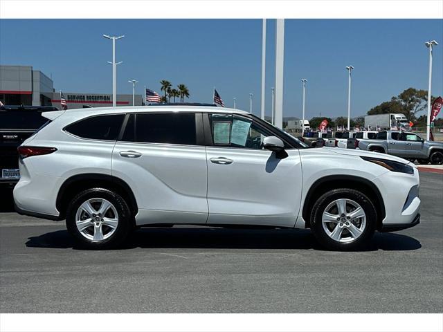 used 2023 Toyota Highlander car, priced at $39,999