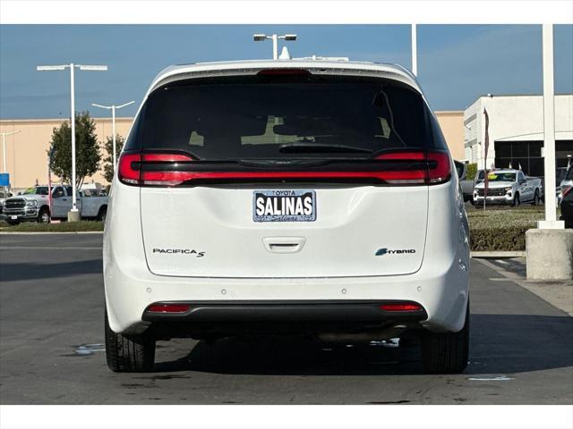 used 2022 Chrysler Pacifica Hybrid car, priced at $25,999