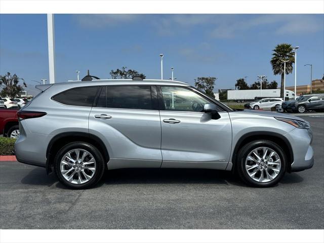 used 2024 Toyota Highlander Hybrid car, priced at $59,999