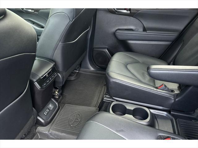 used 2024 Toyota Highlander Hybrid car, priced at $59,999