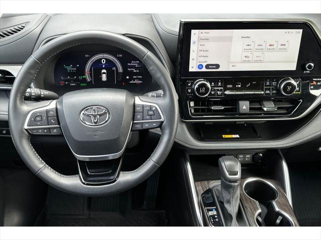 used 2024 Toyota Highlander Hybrid car, priced at $59,999