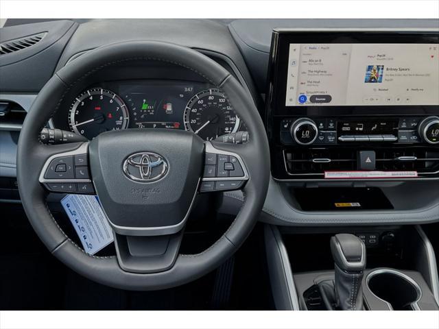 new 2024 Toyota Highlander car, priced at $47,821